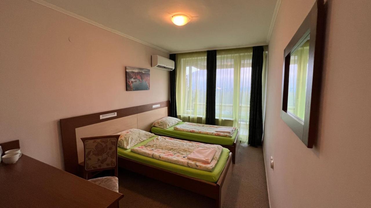 Hotel Gorna Banya Sofia Bagian luar foto